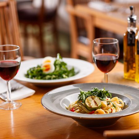 Ibis Budget London Heathrow Central Cranford Zewnętrze zdjęcie