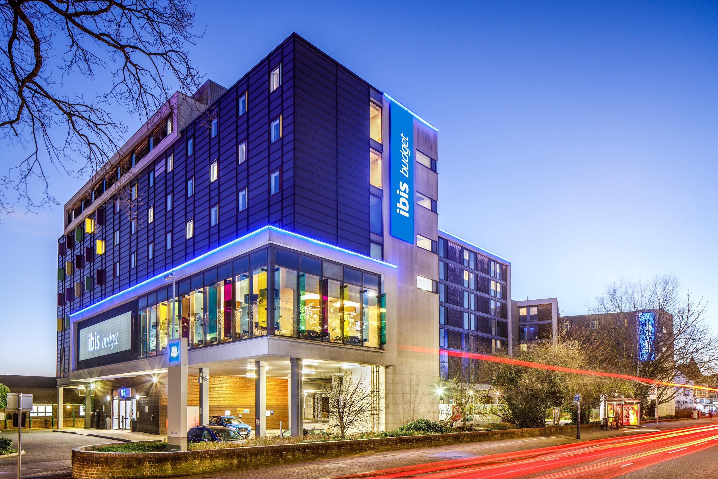 Ibis Budget London Heathrow Central Cranford Zewnętrze zdjęcie