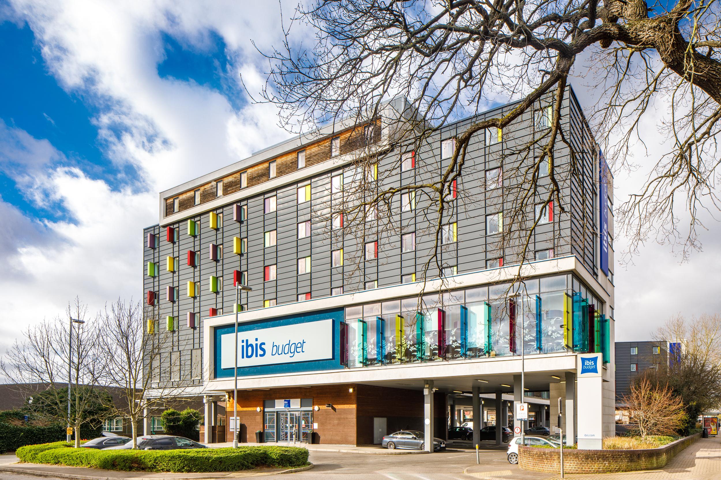 Ibis Budget London Heathrow Central Cranford Zewnętrze zdjęcie